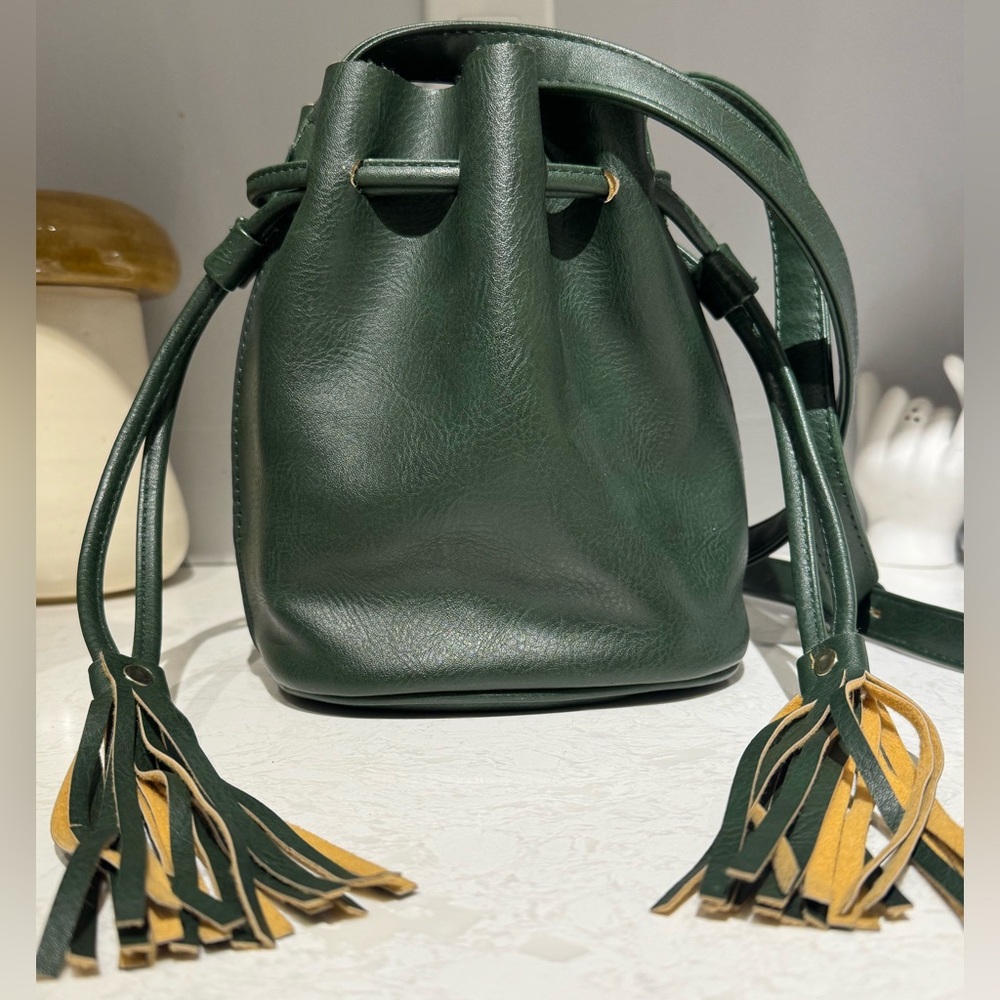 Green Faux Leather Bucket Bag - Picture 1 of 15
